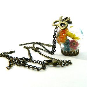 Dried Flowers & Beads In A Bottle Necklace SUPER CUTE!